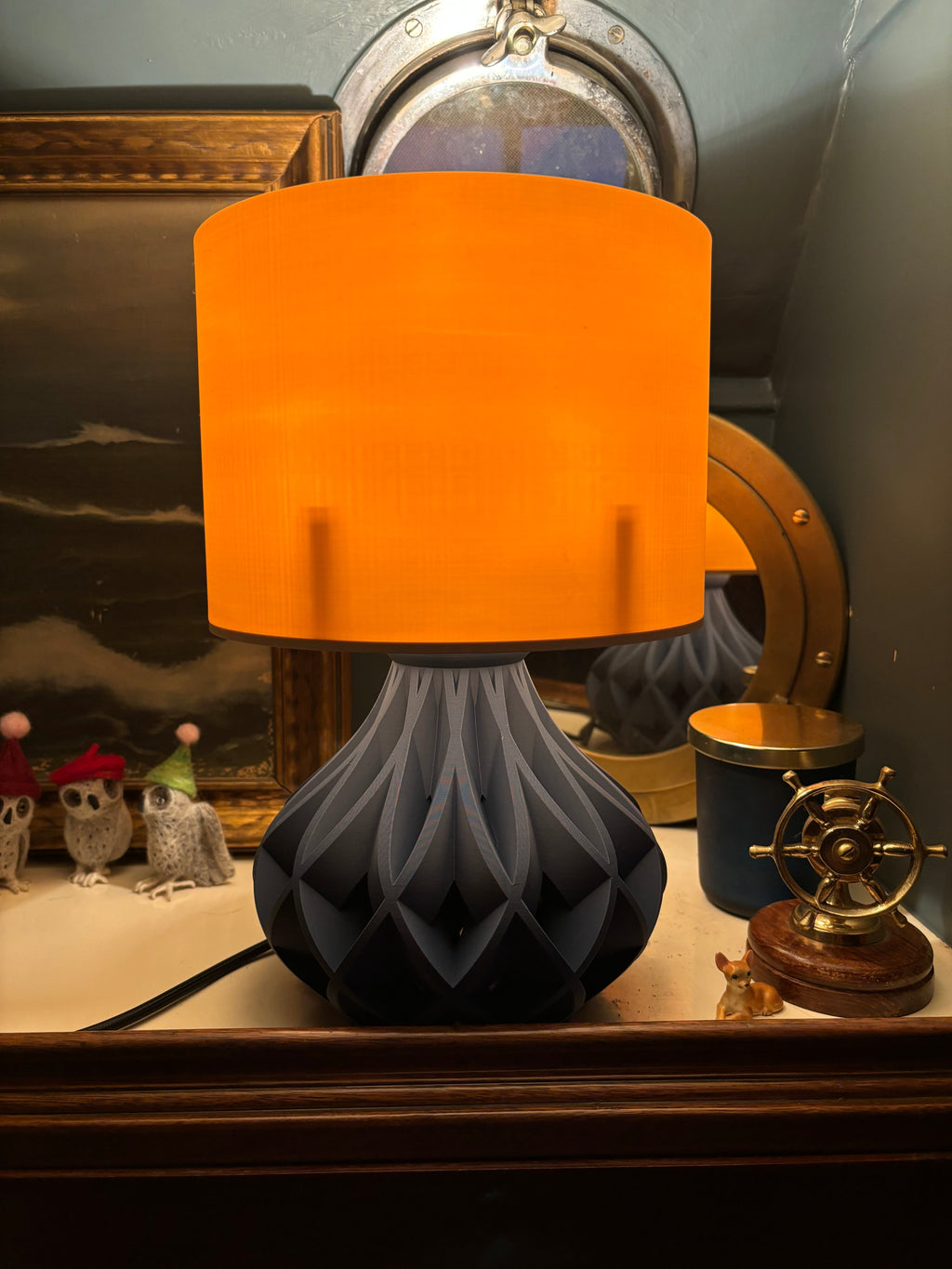 Avio Lamp
