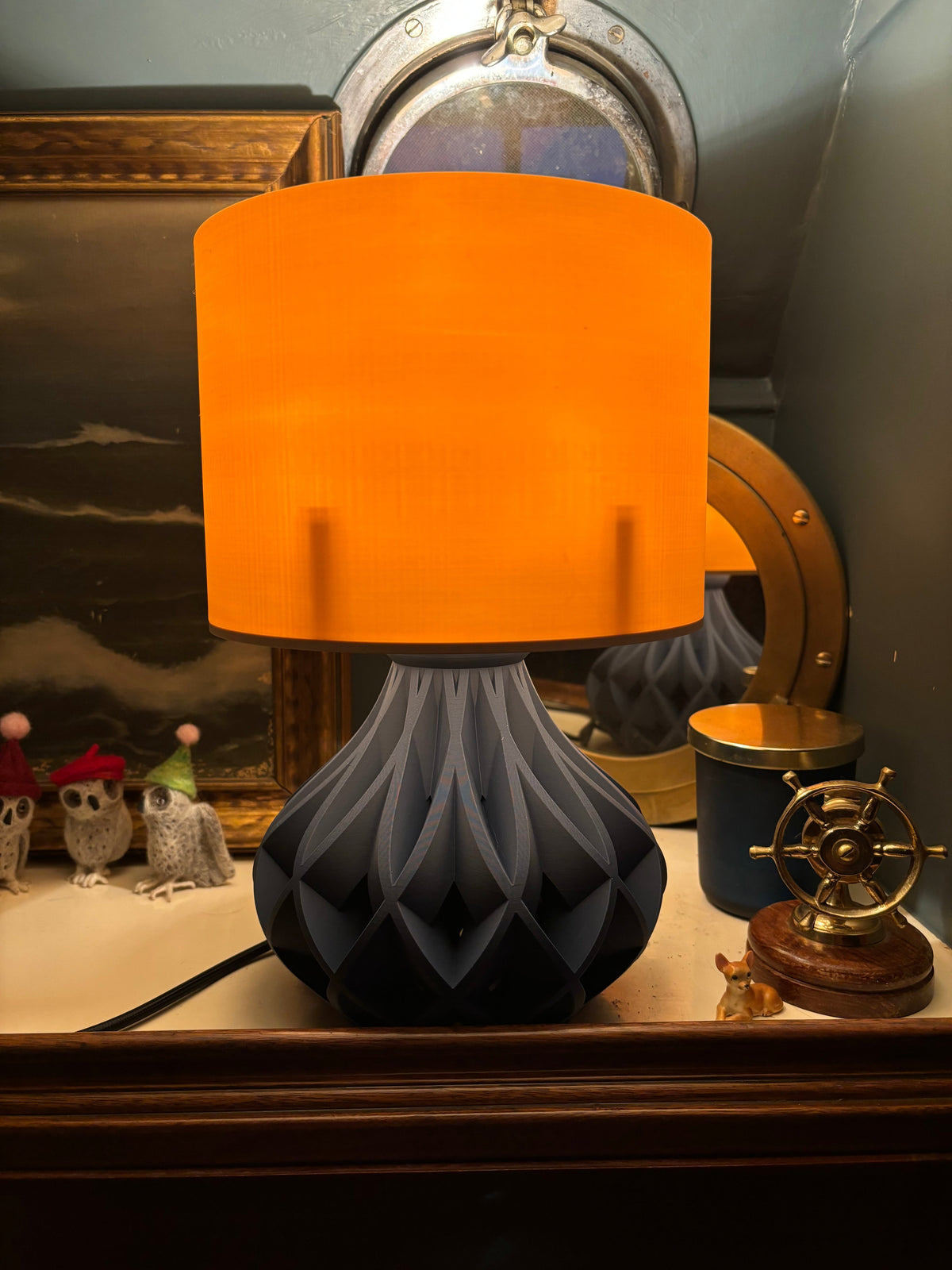 Avio Lamp