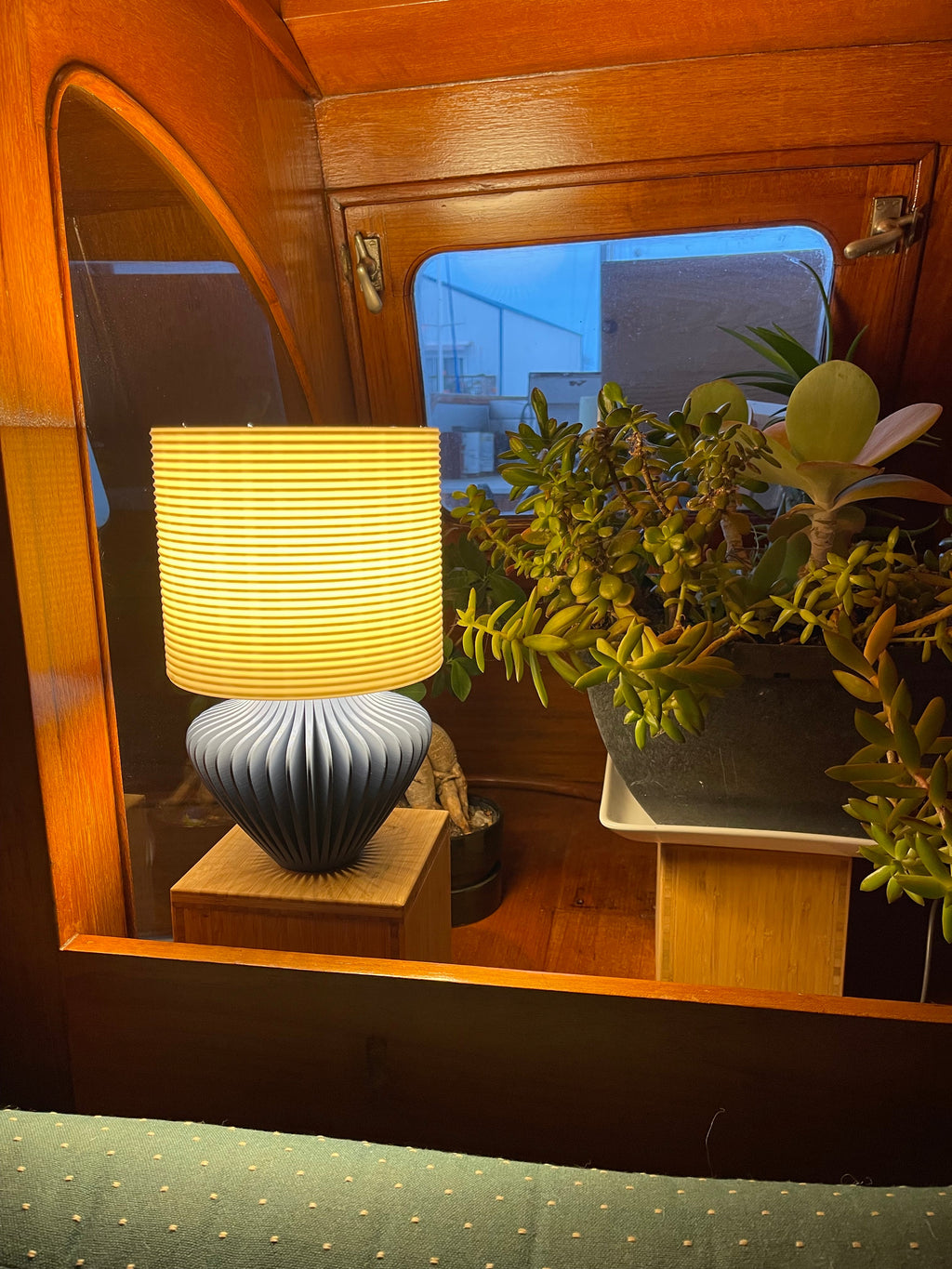 Cleo Lamp