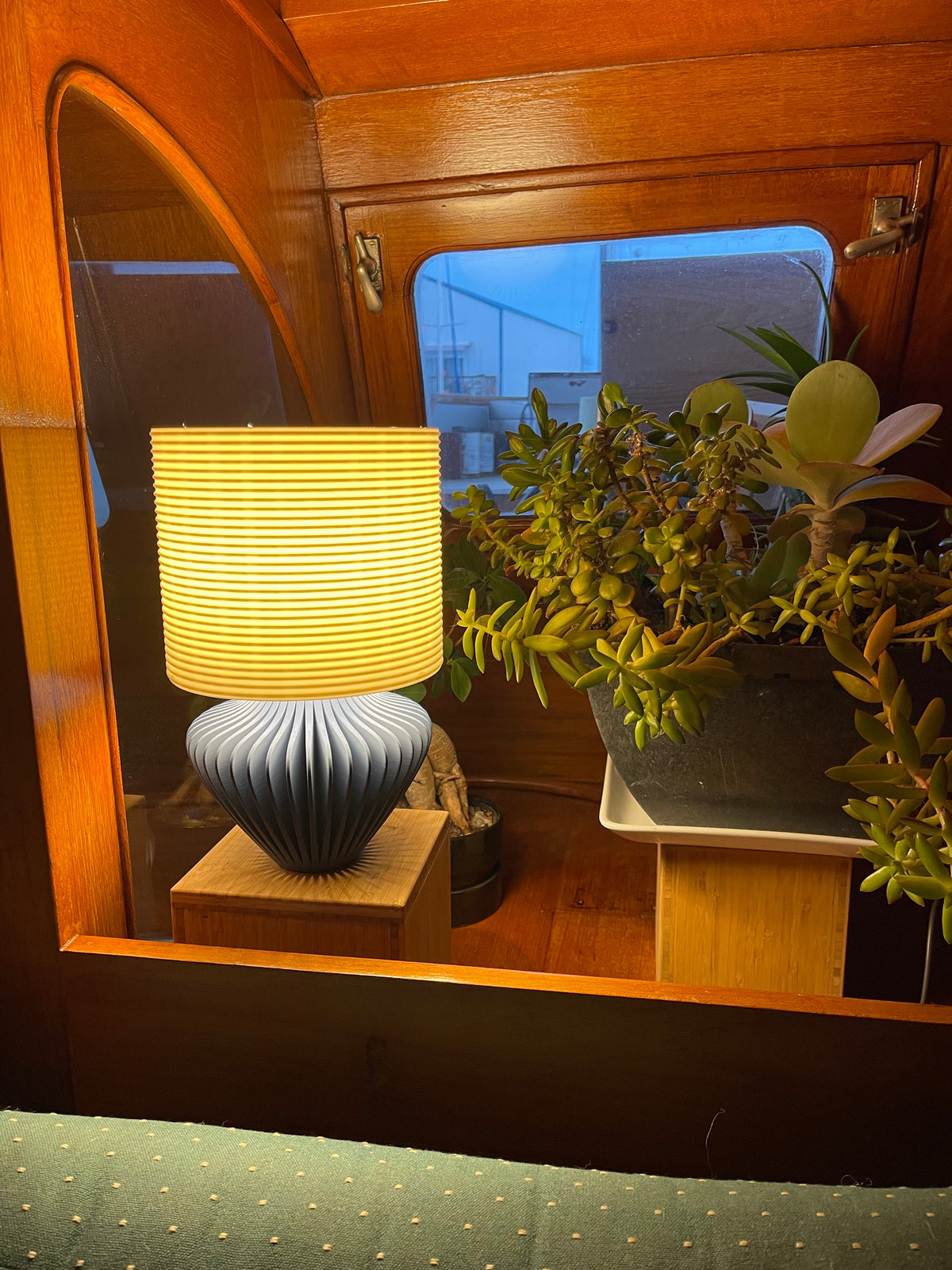 Cleo Lamp