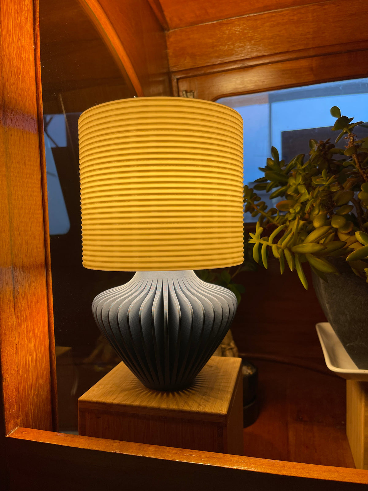 Cleo Lamp
