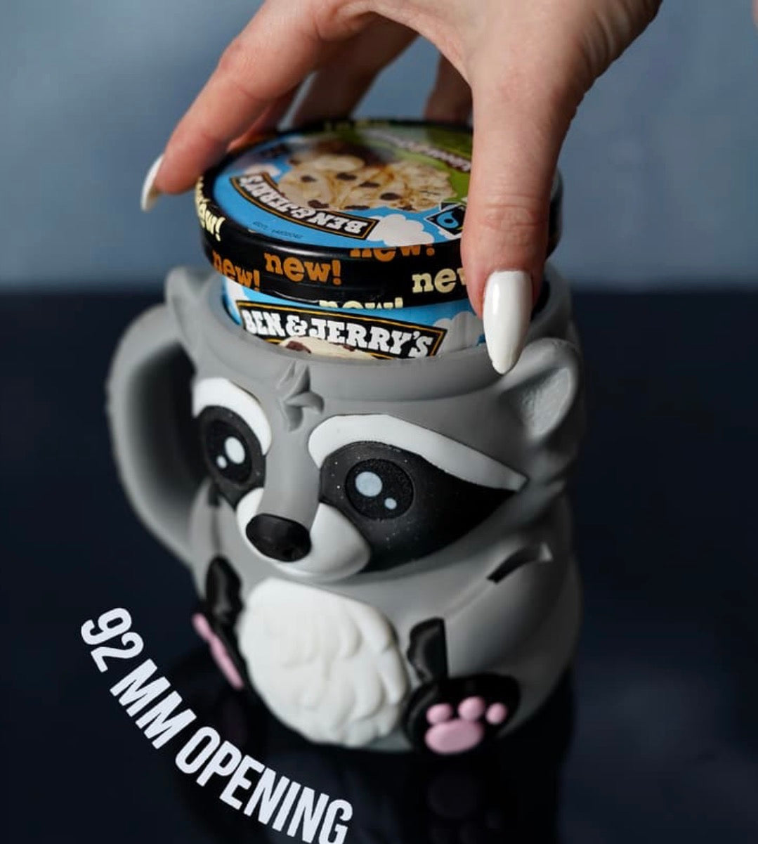 Rocky the Raccoon - The Paw Pints -ice cream holder