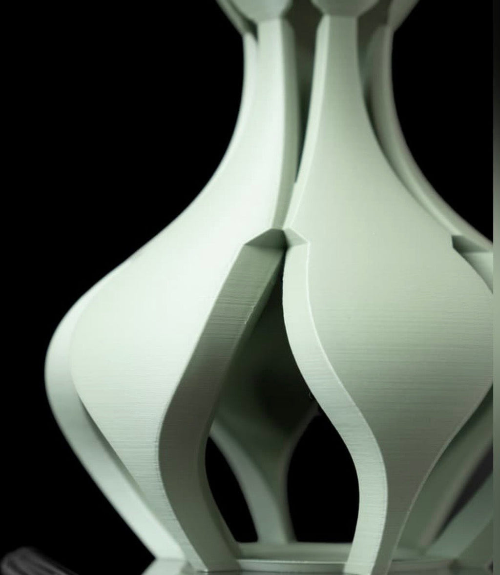 “NEW” Zari Table Lamp
